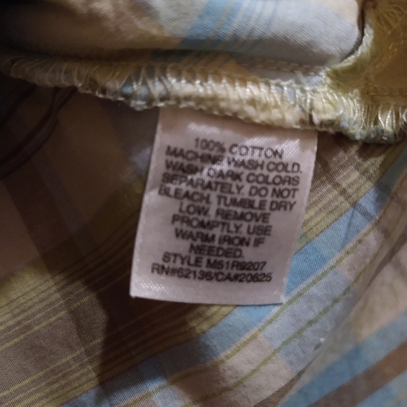 Vintage Guess Plaid Button Down Short Sleeve Dress Shirt - Picture 4 of 5